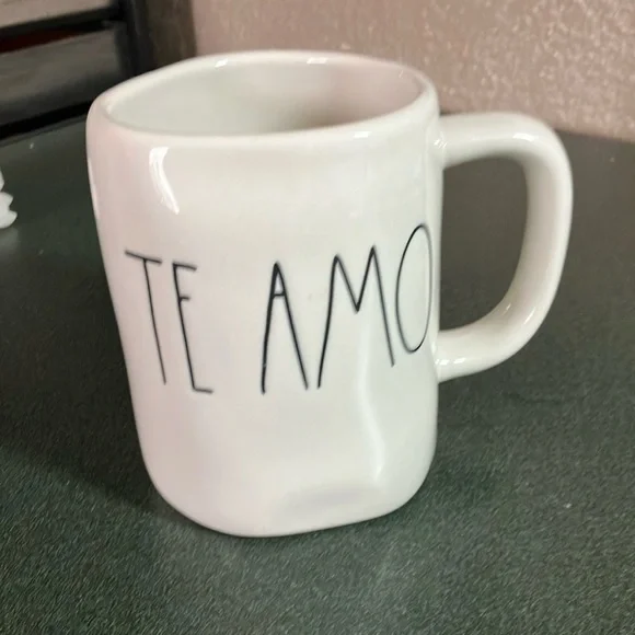 2  Rae Dunn mugs . Susan G. Komen  coffee mug and Te Amo (I love you) coffee mug - Picture 5 of 8